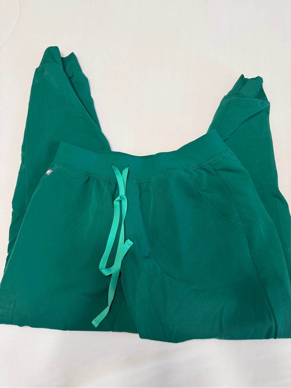 Figs Kelly green Zamora Jogger Pants
